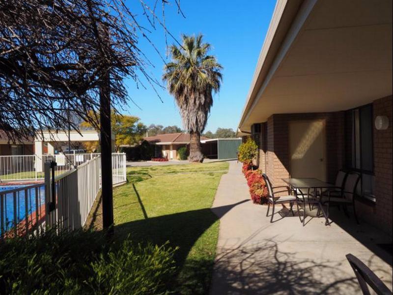 Jacaranda Holiday Units Swan Hill Exterior foto
